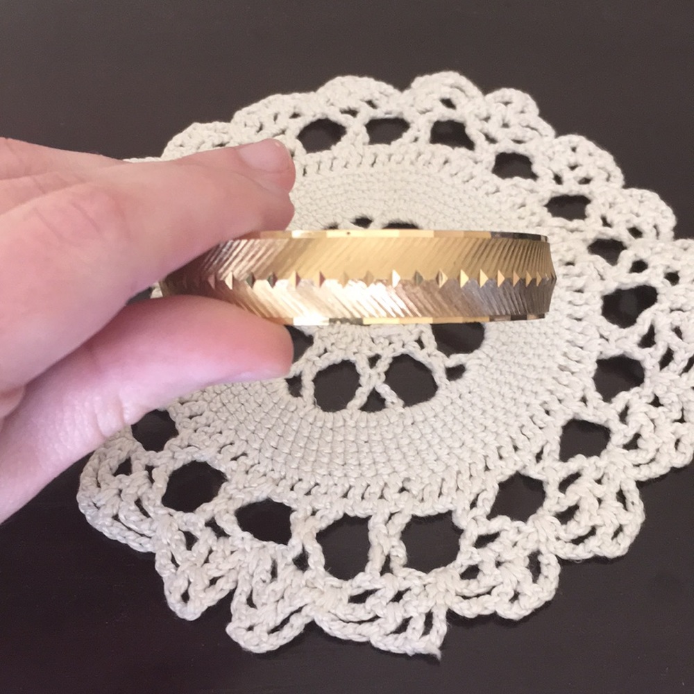 Gold Bangle bracket  Lord & Taylor Monet vintage